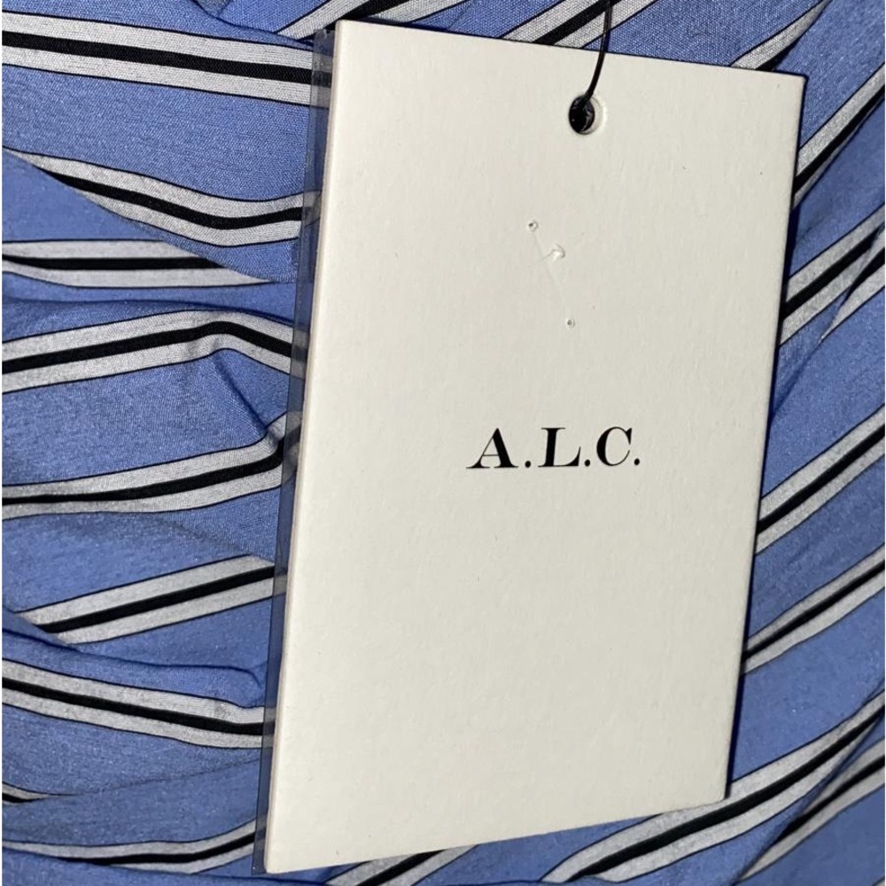 Shoulder Light Blue Cabrera Striped Poplin - Picture 14 of 15